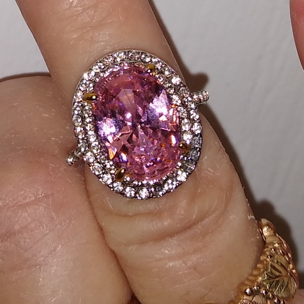 NWT PINK & WHITE SAPPHIRE OVAL RING - Picture 3 of 7